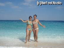 [P17] Cele doua 'sirene' esuate (ca sa nu zic adevarul: balene!...) pe o plaja exotica, Marble Beach din Thassos » foto by ileanaxperta*
 - 
<span class="allrVoted glyphicon glyphicon-heart hidden" id="av138973"></span>
<a class="m-l-10 hidden" id="sv138973" onclick="voting_Foto_DelVot(,138973,7269)" role="button">șterge vot <span class="glyphicon glyphicon-remove"></span></a>
<a id="v9138973" class=" c-red"  onclick="voting_Foto_SetVot(138973)" role="button"><span class="glyphicon glyphicon-heart-empty"></span> <b>LIKE</b> = Votează poza</a> <img class="hidden"  id="f138973W9" src="/imagini/loader.gif" border="0" /><span class="AjErrMes hidden" id="e138973ErM"></span>