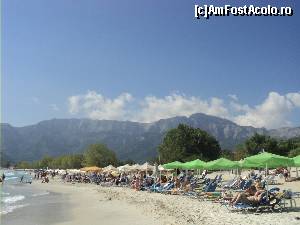 [P10] Thasos, Grecia. Golden Beach, din alt unghi, umbrelele si sezlongurile de inchiriat.  » foto by vega06
 - 
<span class="allrVoted glyphicon glyphicon-heart hidden" id="av571462"></span>
<a class="m-l-10 hidden" id="sv571462" onclick="voting_Foto_DelVot(,571462,7269)" role="button">șterge vot <span class="glyphicon glyphicon-remove"></span></a>
<a id="v9571462" class=" c-red"  onclick="voting_Foto_SetVot(571462)" role="button"><span class="glyphicon glyphicon-heart-empty"></span> <b>LIKE</b> = Votează poza</a> <img class="hidden"  id="f571462W9" src="/imagini/loader.gif" border="0" /><span class="AjErrMes hidden" id="e571462ErM"></span>