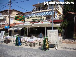 [P32] Restaurantul Tropicana la orele pranzului... gol-goltz.  » foto by Cristina2k8
 - 
<span class="allrVoted glyphicon glyphicon-heart hidden" id="av433576"></span>
<a class="m-l-10 hidden" id="sv433576" onclick="voting_Foto_DelVot(,433576,7277)" role="button">șterge vot <span class="glyphicon glyphicon-remove"></span></a>
<a id="v9433576" class=" c-red"  onclick="voting_Foto_SetVot(433576)" role="button"><span class="glyphicon glyphicon-heart-empty"></span> <b>LIKE</b> = Votează poza</a> <img class="hidden"  id="f433576W9" src="/imagini/loader.gif" border="0" /><span class="AjErrMes hidden" id="e433576ErM"></span>