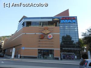 [P20] Plovdiv - Modern complex comercial lângă Leipzig Hotel.  » foto by iulianic
 - 
<span class="allrVoted glyphicon glyphicon-heart hidden" id="av1126932"></span>
<a class="m-l-10 hidden" id="sv1126932" onclick="voting_Foto_DelVot(,1126932,7278)" role="button">șterge vot <span class="glyphicon glyphicon-remove"></span></a>
<a id="v91126932" class=" c-red"  onclick="voting_Foto_SetVot(1126932)" role="button"><span class="glyphicon glyphicon-heart-empty"></span> <b>LIKE</b> = Votează poza</a> <img class="hidden"  id="f1126932W9" src="/imagini/loader.gif" border="0" /><span class="AjErrMes hidden" id="e1126932ErM"></span>