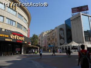 [P35] Plovdiv - În oraș.  » foto by iulianic
 - 
<span class="allrVoted glyphicon glyphicon-heart hidden" id="av1126947"></span>
<a class="m-l-10 hidden" id="sv1126947" onclick="voting_Foto_DelVot(,1126947,7278)" role="button">șterge vot <span class="glyphicon glyphicon-remove"></span></a>
<a id="v91126947" class=" c-red"  onclick="voting_Foto_SetVot(1126947)" role="button"><span class="glyphicon glyphicon-heart-empty"></span> <b>LIKE</b> = Votează poza</a> <img class="hidden"  id="f1126947W9" src="/imagini/loader.gif" border="0" /><span class="AjErrMes hidden" id="e1126947ErM"></span>