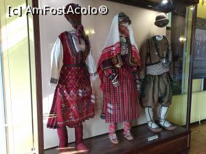 [P20] Costume tradiționale din regiunea Plovdiv » foto by crismis
 - 
<span class="allrVoted glyphicon glyphicon-heart hidden" id="av1088383"></span>
<a class="m-l-10 hidden" id="sv1088383" onclick="voting_Foto_DelVot(,1088383,7278)" role="button">șterge vot <span class="glyphicon glyphicon-remove"></span></a>
<a id="v91088383" class=" c-red"  onclick="voting_Foto_SetVot(1088383)" role="button"><span class="glyphicon glyphicon-heart-empty"></span> <b>LIKE</b> = Votează poza</a> <img class="hidden"  id="f1088383W9" src="/imagini/loader.gif" border="0" /><span class="AjErrMes hidden" id="e1088383ErM"></span>