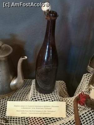 [P23] Zona „alafranga”; o sticlă de bere din prima fabrică de pe teritoriul Bulgariei » foto by crismis
 - 
<span class="allrVoted glyphicon glyphicon-heart hidden" id="av1088386"></span>
<a class="m-l-10 hidden" id="sv1088386" onclick="voting_Foto_DelVot(,1088386,7278)" role="button">șterge vot <span class="glyphicon glyphicon-remove"></span></a>
<a id="v91088386" class=" c-red"  onclick="voting_Foto_SetVot(1088386)" role="button"><span class="glyphicon glyphicon-heart-empty"></span> <b>LIKE</b> = Votează poza</a> <img class="hidden"  id="f1088386W9" src="/imagini/loader.gif" border="0" /><span class="AjErrMes hidden" id="e1088386ErM"></span>