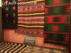 [P33] Camera cu covoare și scoarțe tradiționale » foto by crismis
 - 
<span class="allrVoted glyphicon glyphicon-heart hidden" id="av1088396"></span>
<a class="m-l-10 hidden" id="sv1088396" onclick="voting_Foto_DelVot(,1088396,7278)" role="button">șterge vot <span class="glyphicon glyphicon-remove"></span></a>
<a id="v91088396" class=" c-red"  onclick="voting_Foto_SetVot(1088396)" role="button"><span class="glyphicon glyphicon-heart-empty"></span> <b>LIKE</b> = Votează poza</a> <img class="hidden"  id="f1088396W9" src="/imagini/loader.gif" border="0" /><span class="AjErrMes hidden" id="e1088396ErM"></span>