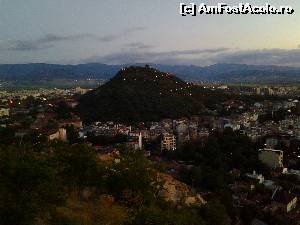 [P23] Panorama - de pe Bunardzhika Hălm am fotografiat Mladezhki Hălm (sper sa nu gresesc!). Deja era noapte.  » foto by F2A1C
 - 
<span class="allrVoted glyphicon glyphicon-heart hidden" id="av523970"></span>
<a class="m-l-10 hidden" id="sv523970" onclick="voting_Foto_DelVot(,523970,7278)" role="button">șterge vot <span class="glyphicon glyphicon-remove"></span></a>
<a id="v9523970" class=" c-red"  onclick="voting_Foto_SetVot(523970)" role="button"><span class="glyphicon glyphicon-heart-empty"></span> <b>LIKE</b> = Votează poza</a> <img class="hidden"  id="f523970W9" src="/imagini/loader.gif" border="0" /><span class="AjErrMes hidden" id="e523970ErM"></span>
