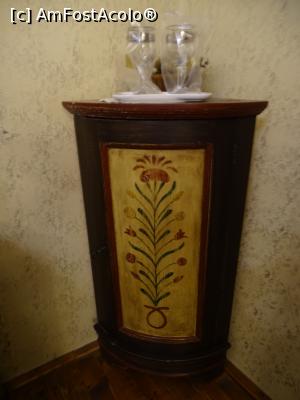 [P18] Casa Cositorarului - camera dublă » foto by Cris
 - 
<span class="allrVoted glyphicon glyphicon-heart hidden" id="av842864"></span>
<a class="m-l-10 hidden" id="sv842864" onclick="voting_Foto_DelVot(,842864,7288)" role="button">șterge vot <span class="glyphicon glyphicon-remove"></span></a>
<a id="v9842864" class=" c-red"  onclick="voting_Foto_SetVot(842864)" role="button"><span class="glyphicon glyphicon-heart-empty"></span> <b>LIKE</b> = Votează poza</a> <img class="hidden"  id="f842864W9" src="/imagini/loader.gif" border="0" /><span class="AjErrMes hidden" id="e842864ErM"></span>