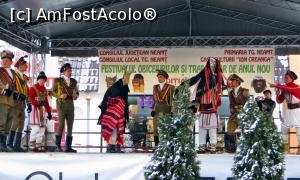 [P13] Jocul caprei și al arnăuților pe scena festivalului » foto by Lucien
 - 
<span class="allrVoted glyphicon glyphicon-heart hidden" id="av822712"></span>
<a class="m-l-10 hidden" id="sv822712" onclick="voting_Foto_DelVot(,822712,7301)" role="button">șterge vot <span class="glyphicon glyphicon-remove"></span></a>
<a id="v9822712" class=" c-red"  onclick="voting_Foto_SetVot(822712)" role="button"><span class="glyphicon glyphicon-heart-empty"></span> <b>LIKE</b> = Votează poza</a> <img class="hidden"  id="f822712W9" src="/imagini/loader.gif" border="0" /><span class="AjErrMes hidden" id="e822712ErM"></span>