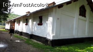 [P07] Unul din cele șase grajduri de la Depozitul de Armăsari de la Dumbrava, toate aflate în starea originală de la 1904.  » foto by Lucien
 - 
<span class="allrVoted glyphicon glyphicon-heart hidden" id="av964504"></span>
<a class="m-l-10 hidden" id="sv964504" onclick="voting_Foto_DelVot(,964504,7301)" role="button">șterge vot <span class="glyphicon glyphicon-remove"></span></a>
<a id="v9964504" class=" c-red"  onclick="voting_Foto_SetVot(964504)" role="button"><span class="glyphicon glyphicon-heart-empty"></span> <b>LIKE</b> = Votează poza</a> <img class="hidden"  id="f964504W9" src="/imagini/loader.gif" border="0" /><span class="AjErrMes hidden" id="e964504ErM"></span>