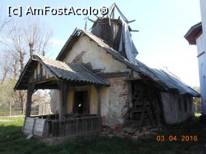 [P01] Dâmbovița - Biserica de lemn Vișina.  » foto by iulianic
 - 
<span class="allrVoted glyphicon glyphicon-heart hidden" id="av727257"></span>
<a class="m-l-10 hidden" id="sv727257" onclick="voting_Foto_DelVot(,727257,7302)" role="button">șterge vot <span class="glyphicon glyphicon-remove"></span></a>
<a id="v9727257" class=" c-red"  onclick="voting_Foto_SetVot(727257)" role="button"><span class="glyphicon glyphicon-heart-empty"></span> <b>LIKE</b> = Votează poza</a> <img class="hidden"  id="f727257W9" src="/imagini/loader.gif" border="0" /><span class="AjErrMes hidden" id="e727257ErM"></span>