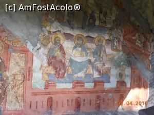 [P22] Dâmbovița - Biserica de lemn Cândești-Vârtop, pictură în pridvor.  » foto by iulianic
 - 
<span class="allrVoted glyphicon glyphicon-heart hidden" id="av727278"></span>
<a class="m-l-10 hidden" id="sv727278" onclick="voting_Foto_DelVot(,727278,7302)" role="button">șterge vot <span class="glyphicon glyphicon-remove"></span></a>
<a id="v9727278" class=" c-red"  onclick="voting_Foto_SetVot(727278)" role="button"><span class="glyphicon glyphicon-heart-empty"></span> <b>LIKE</b> = Votează poza</a> <img class="hidden"  id="f727278W9" src="/imagini/loader.gif" border="0" /><span class="AjErrMes hidden" id="e727278ErM"></span>