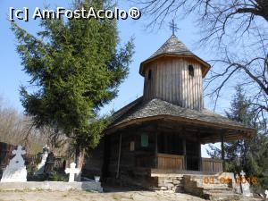 [P04] Dâmbovița - Biserica de lemn Frasin Vale.  » foto by iulianic
 - 
<span class="allrVoted glyphicon glyphicon-heart hidden" id="av727260"></span>
<a class="m-l-10 hidden" id="sv727260" onclick="voting_Foto_DelVot(,727260,7302)" role="button">șterge vot <span class="glyphicon glyphicon-remove"></span></a>
<a id="v9727260" class=" c-red"  onclick="voting_Foto_SetVot(727260)" role="button"><span class="glyphicon glyphicon-heart-empty"></span> <b>LIKE</b> = Votează poza</a> <img class="hidden"  id="f727260W9" src="/imagini/loader.gif" border="0" /><span class="AjErrMes hidden" id="e727260ErM"></span>
