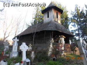 [P43] Dâmbovița - Biserica de lemn Mesteacăn.  » foto by iulianic
 - 
<span class="allrVoted glyphicon glyphicon-heart hidden" id="av727299"></span>
<a class="m-l-10 hidden" id="sv727299" onclick="voting_Foto_DelVot(,727299,7302)" role="button">șterge vot <span class="glyphicon glyphicon-remove"></span></a>
<a id="v9727299" class=" c-red"  onclick="voting_Foto_SetVot(727299)" role="button"><span class="glyphicon glyphicon-heart-empty"></span> <b>LIKE</b> = Votează poza</a> <img class="hidden"  id="f727299W9" src="/imagini/loader.gif" border="0" /><span class="AjErrMes hidden" id="e727299ErM"></span>