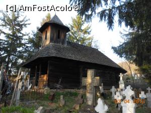[P08] Dâmbovița - Biserica de lemn Mesteacăn.  » foto by iulianic
 - 
<span class="allrVoted glyphicon glyphicon-heart hidden" id="av727264"></span>
<a class="m-l-10 hidden" id="sv727264" onclick="voting_Foto_DelVot(,727264,7302)" role="button">șterge vot <span class="glyphicon glyphicon-remove"></span></a>
<a id="v9727264" class=" c-red"  onclick="voting_Foto_SetVot(727264)" role="button"><span class="glyphicon glyphicon-heart-empty"></span> <b>LIKE</b> = Votează poza</a> <img class="hidden"  id="f727264W9" src="/imagini/loader.gif" border="0" /><span class="AjErrMes hidden" id="e727264ErM"></span>