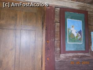[P21] Dâmbovița - Biserica de lemn Decindea, ușa de la intrare și decorațiune în pridvor.  » foto by iulianic
 - 
<span class="allrVoted glyphicon glyphicon-heart hidden" id="av735889"></span>
<a class="m-l-10 hidden" id="sv735889" onclick="voting_Foto_DelVot(,735889,7302)" role="button">șterge vot <span class="glyphicon glyphicon-remove"></span></a>
<a id="v9735889" class=" c-red"  onclick="voting_Foto_SetVot(735889)" role="button"><span class="glyphicon glyphicon-heart-empty"></span> <b>LIKE</b> = Votează poza</a> <img class="hidden"  id="f735889W9" src="/imagini/loader.gif" border="0" /><span class="AjErrMes hidden" id="e735889ErM"></span>