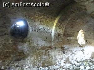 [P11] Pivnițe, ferestre (în stânga modelul de piatră) - Curtea Văcăreștilor, Dâmbovița.  » foto by tata123 🔱
 - 
<span class="allrVoted glyphicon glyphicon-heart hidden" id="av1114379"></span>
<a class="m-l-10 hidden" id="sv1114379" onclick="voting_Foto_DelVot(,1114379,7302)" role="button">șterge vot <span class="glyphicon glyphicon-remove"></span></a>
<a id="v91114379" class=" c-red"  onclick="voting_Foto_SetVot(1114379)" role="button"><span class="glyphicon glyphicon-heart-empty"></span> <b>LIKE</b> = Votează poza</a> <img class="hidden"  id="f1114379W9" src="/imagini/loader.gif" border="0" /><span class="AjErrMes hidden" id="e1114379ErM"></span>