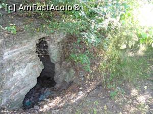[P08] Am descoperit o intrare în pivnițele casei boierești.  » foto by tata123 🔱
 - 
<span class="allrVoted glyphicon glyphicon-heart hidden" id="av1114376"></span>
<a class="m-l-10 hidden" id="sv1114376" onclick="voting_Foto_DelVot(,1114376,7302)" role="button">șterge vot <span class="glyphicon glyphicon-remove"></span></a>
<a id="v91114376" class=" c-red"  onclick="voting_Foto_SetVot(1114376)" role="button"><span class="glyphicon glyphicon-heart-empty"></span> <b>LIKE</b> = Votează poza</a> <img class="hidden"  id="f1114376W9" src="/imagini/loader.gif" border="0" /><span class="AjErrMes hidden" id="e1114376ErM"></span>