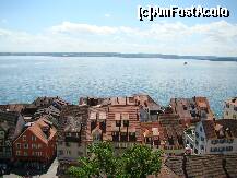 [P06] Meersburg si Bodensee, din castel » foto by DanCld
 - 
<span class="allrVoted glyphicon glyphicon-heart hidden" id="av129923"></span>
<a class="m-l-10 hidden" id="sv129923" onclick="voting_Foto_DelVot(,129923,7326)" role="button">șterge vot <span class="glyphicon glyphicon-remove"></span></a>
<a id="v9129923" class=" c-red"  onclick="voting_Foto_SetVot(129923)" role="button"><span class="glyphicon glyphicon-heart-empty"></span> <b>LIKE</b> = Votează poza</a> <img class="hidden"  id="f129923W9" src="/imagini/loader.gif" border="0" /><span class="AjErrMes hidden" id="e129923ErM"></span>
