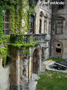 [P13] Cehia, Castelul Jeseri (Eisenberg), aici a fost intrarea principala » foto by magdalena
 - 
<span class="allrVoted glyphicon glyphicon-heart hidden" id="av131440"></span>
<a class="m-l-10 hidden" id="sv131440" onclick="voting_Foto_DelVot(,131440,7346)" role="button">șterge vot <span class="glyphicon glyphicon-remove"></span></a>
<a id="v9131440" class=" c-red"  onclick="voting_Foto_SetVot(131440)" role="button"><span class="glyphicon glyphicon-heart-empty"></span> <b>LIKE</b> = Votează poza</a> <img class="hidden"  id="f131440W9" src="/imagini/loader.gif" border="0" /><span class="AjErrMes hidden" id="e131440ErM"></span>