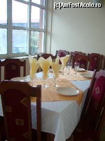 [P28] Adjud, Popasul Turistic Adial, o alta masa chiar la intrarea in restaurant » foto by magdalena
 - 
<span class="allrVoted glyphicon glyphicon-heart hidden" id="av132972"></span>
<a class="m-l-10 hidden" id="sv132972" onclick="voting_Foto_DelVot(,132972,7385)" role="button">șterge vot <span class="glyphicon glyphicon-remove"></span></a>
<a id="v9132972" class=" c-red"  onclick="voting_Foto_SetVot(132972)" role="button"><span class="glyphicon glyphicon-heart-empty"></span> <b>LIKE</b> = Votează poza</a> <img class="hidden"  id="f132972W9" src="/imagini/loader.gif" border="0" /><span class="AjErrMes hidden" id="e132972ErM"></span>