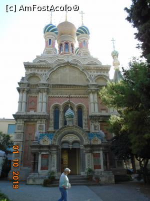 [P13] Biserica Rusă din Sanremo pe Via Nuvoloni » foto by Mitica49
 - 
<span class="allrVoted glyphicon glyphicon-heart hidden" id="av1142804"></span>
<a class="m-l-10 hidden" id="sv1142804" onclick="voting_Foto_DelVot(,1142804,7390)" role="button">șterge vot <span class="glyphicon glyphicon-remove"></span></a>
<a id="v91142804" class=" c-red"  onclick="voting_Foto_SetVot(1142804)" role="button"><span class="glyphicon glyphicon-heart-empty"></span> <b>LIKE</b> = Votează poza</a> <img class="hidden"  id="f1142804W9" src="/imagini/loader.gif" border="0" /><span class="AjErrMes hidden" id="e1142804ErM"></span>