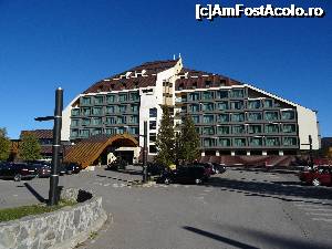 [P01] Hotel Orizont din Predeal » foto by mariana.olaru
 - 
<span class="allrVoted glyphicon glyphicon-heart hidden" id="av698267"></span>
<a class="m-l-10 hidden" id="sv698267" onclick="voting_Foto_DelVot(,698267,7400)" role="button">șterge vot <span class="glyphicon glyphicon-remove"></span></a>
<a id="v9698267" class=" c-red"  onclick="voting_Foto_SetVot(698267)" role="button"><span class="glyphicon glyphicon-heart-empty"></span> <b>LIKE</b> = Votează poza</a> <img class="hidden"  id="f698267W9" src="/imagini/loader.gif" border="0" /><span class="AjErrMes hidden" id="e698267ErM"></span>