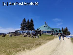 [P23] Amfiteatrul Transilvania; restaurantul » foto by crismis
 - 
<span class="allrVoted glyphicon glyphicon-heart hidden" id="av1383576"></span>
<a class="m-l-10 hidden" id="sv1383576" onclick="voting_Foto_DelVot(,1383576,7404)" role="button">șterge vot <span class="glyphicon glyphicon-remove"></span></a>
<a id="v91383576" class=" c-red"  onclick="voting_Foto_SetVot(1383576)" role="button"><span class="glyphicon glyphicon-heart-empty"></span> <b>LIKE</b> = Votează poza</a> <img class="hidden"  id="f1383576W9" src="/imagini/loader.gif" border="0" /><span class="AjErrMes hidden" id="e1383576ErM"></span>