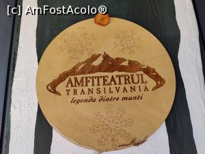 [P30] Amfiteatrul Transilvania; restaurantul » foto by crismis
 - 
<span class="allrVoted glyphicon glyphicon-heart hidden" id="av1383583"></span>
<a class="m-l-10 hidden" id="sv1383583" onclick="voting_Foto_DelVot(,1383583,7404)" role="button">șterge vot <span class="glyphicon glyphicon-remove"></span></a>
<a id="v91383583" class=" c-red"  onclick="voting_Foto_SetVot(1383583)" role="button"><span class="glyphicon glyphicon-heart-empty"></span> <b>LIKE</b> = Votează poza</a> <img class="hidden"  id="f1383583W9" src="/imagini/loader.gif" border="0" /><span class="AjErrMes hidden" id="e1383583ErM"></span>