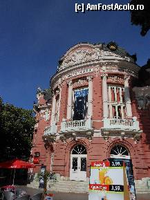 [P08] Varna - Teatrul Dramatic, o cladire simbol pentru oras. » foto by iulianic
 - 
<span class="allrVoted glyphicon glyphicon-heart hidden" id="av329083"></span>
<a class="m-l-10 hidden" id="sv329083" onclick="voting_Foto_DelVot(,329083,7421)" role="button">șterge vot <span class="glyphicon glyphicon-remove"></span></a>
<a id="v9329083" class=" c-red"  onclick="voting_Foto_SetVot(329083)" role="button"><span class="glyphicon glyphicon-heart-empty"></span> <b>LIKE</b> = Votează poza</a> <img class="hidden"  id="f329083W9" src="/imagini/loader.gif" border="0" /><span class="AjErrMes hidden" id="e329083ErM"></span>