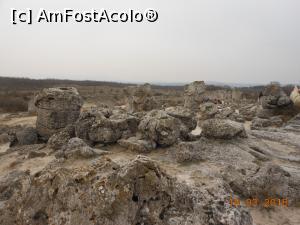 [P18] Pobite Kamăni - Nisip și piatră în deșertul bulgăresc.  » foto by iulianic
 - 
<span class="allrVoted glyphicon glyphicon-heart hidden" id="av961438"></span>
<a class="m-l-10 hidden" id="sv961438" onclick="voting_Foto_DelVot(,961438,7421)" role="button">șterge vot <span class="glyphicon glyphicon-remove"></span></a>
<a id="v9961438" class=" c-red"  onclick="voting_Foto_SetVot(961438)" role="button"><span class="glyphicon glyphicon-heart-empty"></span> <b>LIKE</b> = Votează poza</a> <img class="hidden"  id="f961438W9" src="/imagini/loader.gif" border="0" /><span class="AjErrMes hidden" id="e961438ErM"></span>