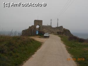 [P32] Cap Kaliakra - Drumul către cetate.  » foto by iulianic
 - 
<span class="allrVoted glyphicon glyphicon-heart hidden" id="av961452"></span>
<a class="m-l-10 hidden" id="sv961452" onclick="voting_Foto_DelVot(,961452,7421)" role="button">șterge vot <span class="glyphicon glyphicon-remove"></span></a>
<a id="v9961452" class=" c-red"  onclick="voting_Foto_SetVot(961452)" role="button"><span class="glyphicon glyphicon-heart-empty"></span> <b>LIKE</b> = Votează poza</a> <img class="hidden"  id="f961452W9" src="/imagini/loader.gif" border="0" /><span class="AjErrMes hidden" id="e961452ErM"></span>