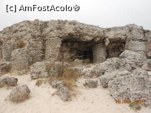 [P04] Pobite Kamăni - Când tavanul se va prăbuși, aici vor fi noi coloane.  » foto by iulianic
 - 
<span class="allrVoted glyphicon glyphicon-heart hidden" id="av961424"></span>
<a class="m-l-10 hidden" id="sv961424" onclick="voting_Foto_DelVot(,961424,7421)" role="button">șterge vot <span class="glyphicon glyphicon-remove"></span></a>
<a id="v9961424" class=" c-red"  onclick="voting_Foto_SetVot(961424)" role="button"><span class="glyphicon glyphicon-heart-empty"></span> <b>LIKE</b> = Votează poza</a> <img class="hidden"  id="f961424W9" src="/imagini/loader.gif" border="0" /><span class="AjErrMes hidden" id="e961424ErM"></span>