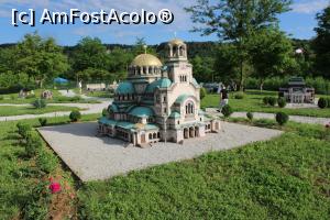 [P15] Veliko Tarnovo, Parcul miniaturilor "Turnovgrad - spiritul Bulgariei milenare" » foto by mprofeanu
 - 
<span class="allrVoted glyphicon glyphicon-heart hidden" id="av1239116"></span>
<a class="m-l-10 hidden" id="sv1239116" onclick="voting_Foto_DelVot(,1239116,7421)" role="button">șterge vot <span class="glyphicon glyphicon-remove"></span></a>
<a id="v91239116" class=" c-red"  onclick="voting_Foto_SetVot(1239116)" role="button"><span class="glyphicon glyphicon-heart-empty"></span> <b>LIKE</b> = Votează poza</a> <img class="hidden"  id="f1239116W9" src="/imagini/loader.gif" border="0" /><span class="AjErrMes hidden" id="e1239116ErM"></span>