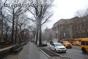[P01] Central Park Vest strada unde se afla American Museum of Natural History » foto by AZE
 - 
<span class="allrVoted glyphicon glyphicon-heart hidden" id="av719148"></span>
<a class="m-l-10 hidden" id="sv719148" onclick="voting_Foto_DelVot(,719148,7423)" role="button">șterge vot <span class="glyphicon glyphicon-remove"></span></a>
<a id="v9719148" class=" c-red"  onclick="voting_Foto_SetVot(719148)" role="button"><span class="glyphicon glyphicon-heart-empty"></span> <b>LIKE</b> = Votează poza</a> <img class="hidden"  id="f719148W9" src="/imagini/loader.gif" border="0" /><span class="AjErrMes hidden" id="e719148ErM"></span>