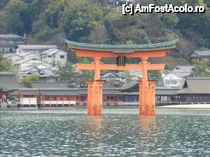 [P24] Insula Miyajima. Poarta Tori. Intreaga insula, e teren sacru.  » foto by TraianS
 - 
<span class="allrVoted glyphicon glyphicon-heart hidden" id="av414732"></span>
<a class="m-l-10 hidden" id="sv414732" onclick="voting_Foto_DelVot(,414732,7440)" role="button">șterge vot <span class="glyphicon glyphicon-remove"></span></a>
<a id="v9414732" class=" c-red"  onclick="voting_Foto_SetVot(414732)" role="button"><span class="glyphicon glyphicon-heart-empty"></span> <b>LIKE</b> = Votează poza</a> <img class="hidden"  id="f414732W9" src="/imagini/loader.gif" border="0" /><span class="AjErrMes hidden" id="e414732ErM"></span>