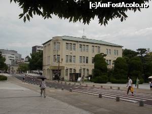 [P01] Hiroshima, Centru de Informare Turistică de lângă stația de tramvai și intrarea în parc » foto by mprofeanu
 - 
<span class="allrVoted glyphicon glyphicon-heart hidden" id="av699438"></span>
<a class="m-l-10 hidden" id="sv699438" onclick="voting_Foto_DelVot(,699438,7440)" role="button">șterge vot <span class="glyphicon glyphicon-remove"></span></a>
<a id="v9699438" class=" c-red"  onclick="voting_Foto_SetVot(699438)" role="button"><span class="glyphicon glyphicon-heart-empty"></span> <b>LIKE</b> = Votează poza</a> <img class="hidden"  id="f699438W9" src="/imagini/loader.gif" border="0" /><span class="AjErrMes hidden" id="e699438ErM"></span>