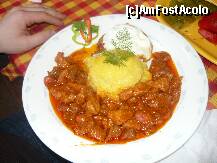 [P08] tochitura la Uncle Jack's, Busteni » foto by A.E.N
 - 
<span class="allrVoted glyphicon glyphicon-heart hidden" id="av287257"></span>
<a class="m-l-10 hidden" id="sv287257" onclick="voting_Foto_DelVot(,287257,7442)" role="button">șterge vot <span class="glyphicon glyphicon-remove"></span></a>
<a id="v9287257" class=" c-red"  onclick="voting_Foto_SetVot(287257)" role="button"><span class="glyphicon glyphicon-heart-empty"></span> <b>LIKE</b> = Votează poza</a> <img class="hidden"  id="f287257W9" src="/imagini/loader.gif" border="0" /><span class="AjErrMes hidden" id="e287257ErM"></span>