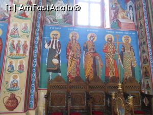 [P24] Săpânța - Cimitirul Vesel. Biserica, interior. » foto by iulianic
 - 
<span class="allrVoted glyphicon glyphicon-heart hidden" id="av1352758"></span>
<a class="m-l-10 hidden" id="sv1352758" onclick="voting_Foto_DelVot(,1352758,7494)" role="button">șterge vot <span class="glyphicon glyphicon-remove"></span></a>
<a id="v91352758" class=" c-red"  onclick="voting_Foto_SetVot(1352758)" role="button"><span class="glyphicon glyphicon-heart-empty"></span> <b>LIKE</b> = Votează poza</a> <img class="hidden"  id="f1352758W9" src="/imagini/loader.gif" border="0" /><span class="AjErrMes hidden" id="e1352758ErM"></span>