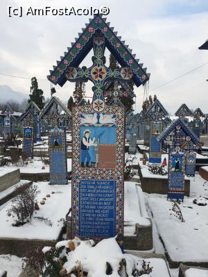 [P12] Cimitirul Vesel de la Săpânță » foto by robert
 - 
<span class="allrVoted glyphicon glyphicon-heart hidden" id="av1217569"></span>
<a class="m-l-10 hidden" id="sv1217569" onclick="voting_Foto_DelVot(,1217569,7494)" role="button">șterge vot <span class="glyphicon glyphicon-remove"></span></a>
<a id="v91217569" class=" c-red"  onclick="voting_Foto_SetVot(1217569)" role="button"><span class="glyphicon glyphicon-heart-empty"></span> <b>LIKE</b> = Votează poza</a> <img class="hidden"  id="f1217569W9" src="/imagini/loader.gif" border="0" /><span class="AjErrMes hidden" id="e1217569ErM"></span>