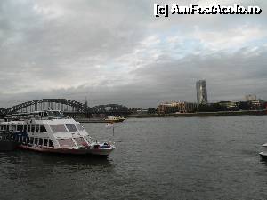 [P42] köln rin » foto by Alb
 - 
<span class="allrVoted glyphicon glyphicon-heart hidden" id="av361897"></span>
<a class="m-l-10 hidden" id="sv361897" onclick="voting_Foto_DelVot(,361897,7498)" role="button">șterge vot <span class="glyphicon glyphicon-remove"></span></a>
<a id="v9361897" class=" c-red"  onclick="voting_Foto_SetVot(361897)" role="button"><span class="glyphicon glyphicon-heart-empty"></span> <b>LIKE</b> = Votează poza</a> <img class="hidden"  id="f361897W9" src="/imagini/loader.gif" border="0" /><span class="AjErrMes hidden" id="e361897ErM"></span>