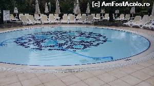 [P38] Royal Holiday Palace - piscina pentru copii » foto by nicole33
 - 
<span class="allrVoted glyphicon glyphicon-heart hidden" id="av633245"></span>
<a class="m-l-10 hidden" id="sv633245" onclick="voting_Foto_DelVot(,633245,7501)" role="button">șterge vot <span class="glyphicon glyphicon-remove"></span></a>
<a id="v9633245" class=" c-red"  onclick="voting_Foto_SetVot(633245)" role="button"><span class="glyphicon glyphicon-heart-empty"></span> <b>LIKE</b> = Votează poza</a> <img class="hidden"  id="f633245W9" src="/imagini/loader.gif" border="0" /><span class="AjErrMes hidden" id="e633245ErM"></span>