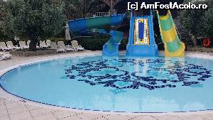 [P39] Royal Holiday Palace - piscina cu tobogane pentru copii » foto by nicole33
 - 
<span class="allrVoted glyphicon glyphicon-heart hidden" id="av633246"></span>
<a class="m-l-10 hidden" id="sv633246" onclick="voting_Foto_DelVot(,633246,7501)" role="button">șterge vot <span class="glyphicon glyphicon-remove"></span></a>
<a id="v9633246" class=" c-red"  onclick="voting_Foto_SetVot(633246)" role="button"><span class="glyphicon glyphicon-heart-empty"></span> <b>LIKE</b> = Votează poza</a> <img class="hidden"  id="f633246W9" src="/imagini/loader.gif" border="0" /><span class="AjErrMes hidden" id="e633246ErM"></span>