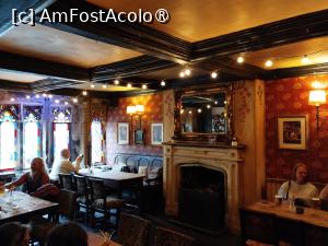 [P36] Imagine din interiorul pub-ului The George&Pilgrims » foto by Marius 72
 - 
<span class="allrVoted glyphicon glyphicon-heart hidden" id="av1505881"></span>
<a class="m-l-10 hidden" id="sv1505881" onclick="voting_Foto_DelVot(,1505881,7515)" role="button">șterge vot <span class="glyphicon glyphicon-remove"></span></a>
<a id="v91505881" class=" c-red"  onclick="voting_Foto_SetVot(1505881)" role="button"><span class="glyphicon glyphicon-heart-empty"></span> <b>LIKE</b> = Votează poza</a> <img class="hidden"  id="f1505881W9" src="/imagini/loader.gif" border="0" /><span class="AjErrMes hidden" id="e1505881ErM"></span>
