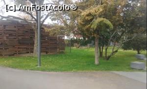 [P23] Colonia Pictorilor, pe Strada Victoriei » foto by Mioritik
 - 
<span class="allrVoted glyphicon glyphicon-heart hidden" id="av1361862"></span>
<a class="m-l-10 hidden" id="sv1361862" onclick="voting_Foto_DelVot(,1361862,7527)" role="button">șterge vot <span class="glyphicon glyphicon-remove"></span></a>
<a id="v91361862" class=" c-red"  onclick="voting_Foto_SetVot(1361862)" role="button"><span class="glyphicon glyphicon-heart-empty"></span> <b>LIKE</b> = Votează poza</a> <img class="hidden"  id="f1361862W9" src="/imagini/loader.gif" border="0" /><span class="AjErrMes hidden" id="e1361862ErM"></span>