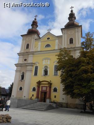 [P11] Baia Mare - Piața Cetății. Catedrala romano-catolică "Sf. Treime". » foto by iulianic
 - 
<span class="allrVoted glyphicon glyphicon-heart hidden" id="av1353279"></span>
<a class="m-l-10 hidden" id="sv1353279" onclick="voting_Foto_DelVot(,1353279,7527)" role="button">șterge vot <span class="glyphicon glyphicon-remove"></span></a>
<a id="v91353279" class=" c-red"  onclick="voting_Foto_SetVot(1353279)" role="button"><span class="glyphicon glyphicon-heart-empty"></span> <b>LIKE</b> = Votează poza</a> <img class="hidden"  id="f1353279W9" src="/imagini/loader.gif" border="0" /><span class="AjErrMes hidden" id="e1353279ErM"></span>