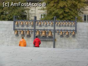 [P09] Baia Mare - Piața Cetății. Ansamblul celor 37 de clopote montate pe zidul de lângă ruine. » foto by iulianic
 - 
<span class="allrVoted glyphicon glyphicon-heart hidden" id="av1353277"></span>
<a class="m-l-10 hidden" id="sv1353277" onclick="voting_Foto_DelVot(,1353277,7527)" role="button">șterge vot <span class="glyphicon glyphicon-remove"></span></a>
<a id="v91353277" class=" c-red"  onclick="voting_Foto_SetVot(1353277)" role="button"><span class="glyphicon glyphicon-heart-empty"></span> <b>LIKE</b> = Votează poza</a> <img class="hidden"  id="f1353277W9" src="/imagini/loader.gif" border="0" /><span class="AjErrMes hidden" id="e1353277ErM"></span>