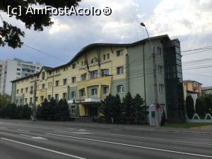 [P13] Baia Mare - Hotel Eurohotel, aici a stat cel mic cand a fost in cantonament, dar tarifele au fost negociate pentru un grup mai mare asa ca a fost ok.  » foto by mishu
 - 
<span class="allrVoted glyphicon glyphicon-heart hidden" id="av901339"></span>
<a class="m-l-10 hidden" id="sv901339" onclick="voting_Foto_DelVot(,901339,7527)" role="button">șterge vot <span class="glyphicon glyphicon-remove"></span></a>
<a id="v9901339" class=" c-red"  onclick="voting_Foto_SetVot(901339)" role="button"><span class="glyphicon glyphicon-heart-empty"></span> <b>LIKE</b> = Votează poza</a> <img class="hidden"  id="f901339W9" src="/imagini/loader.gif" border="0" /><span class="AjErrMes hidden" id="e901339ErM"></span>