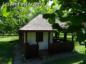 [P15] Căsuța Sfintei Vineri.  » foto by tata123 🔱
 - 
<span class="allrVoted glyphicon glyphicon-heart hidden" id="av1011297"></span>
<a class="m-l-10 hidden" id="sv1011297" onclick="voting_Foto_DelVot(,1011297,7539)" role="button">șterge vot <span class="glyphicon glyphicon-remove"></span></a>
<a id="v91011297" class=" c-red"  onclick="voting_Foto_SetVot(1011297)" role="button"><span class="glyphicon glyphicon-heart-empty"></span> <b>LIKE</b> = Votează poza</a> <img class="hidden"  id="f1011297W9" src="/imagini/loader.gif" border="0" /><span class="AjErrMes hidden" id="e1011297ErM"></span>