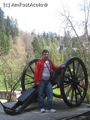 [P03] nu puteam sa ratez o poza cu un tun » foto by zlatna
 - 
<span class="allrVoted glyphicon glyphicon-heart hidden" id="av808775"></span>
<a class="m-l-10 hidden" id="sv808775" onclick="voting_Foto_DelVot(,808775,7548)" role="button">șterge vot <span class="glyphicon glyphicon-remove"></span></a>
<a id="v9808775" class=" c-red"  onclick="voting_Foto_SetVot(808775)" role="button"><span class="glyphicon glyphicon-heart-empty"></span> <b>LIKE</b> = Votează poza</a> <img class="hidden"  id="f808775W9" src="/imagini/loader.gif" border="0" /><span class="AjErrMes hidden" id="e808775ErM"></span>