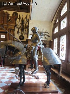 [P16] În Sala Armelor - Castelul Peleș.  » foto by tata123 🔱
 - 
<span class="allrVoted glyphicon glyphicon-heart hidden" id="av806521"></span>
<a class="m-l-10 hidden" id="sv806521" onclick="voting_Foto_DelVot(,806521,7548)" role="button">șterge vot <span class="glyphicon glyphicon-remove"></span></a>
<a id="v9806521" class=" c-red"  onclick="voting_Foto_SetVot(806521)" role="button"><span class="glyphicon glyphicon-heart-empty"></span> <b>LIKE</b> = Votează poza</a> <img class="hidden"  id="f806521W9" src="/imagini/loader.gif" border="0" /><span class="AjErrMes hidden" id="e806521ErM"></span>