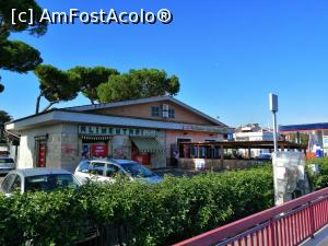 [P04] Alimentara de pe Rocella Ionica » foto by ultrasro
 - 
<span class="allrVoted glyphicon glyphicon-heart hidden" id="av1218227"></span>
<a class="m-l-10 hidden" id="sv1218227" onclick="voting_Foto_DelVot(,1218227,7555)" role="button">șterge vot <span class="glyphicon glyphicon-remove"></span></a>
<a id="v91218227" class=" c-red"  onclick="voting_Foto_SetVot(1218227)" role="button"><span class="glyphicon glyphicon-heart-empty"></span> <b>LIKE</b> = Votează poza</a> <img class="hidden"  id="f1218227W9" src="/imagini/loader.gif" border="0" /><span class="AjErrMes hidden" id="e1218227ErM"></span>